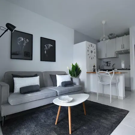 Holyhome 203 * Costa Teguise